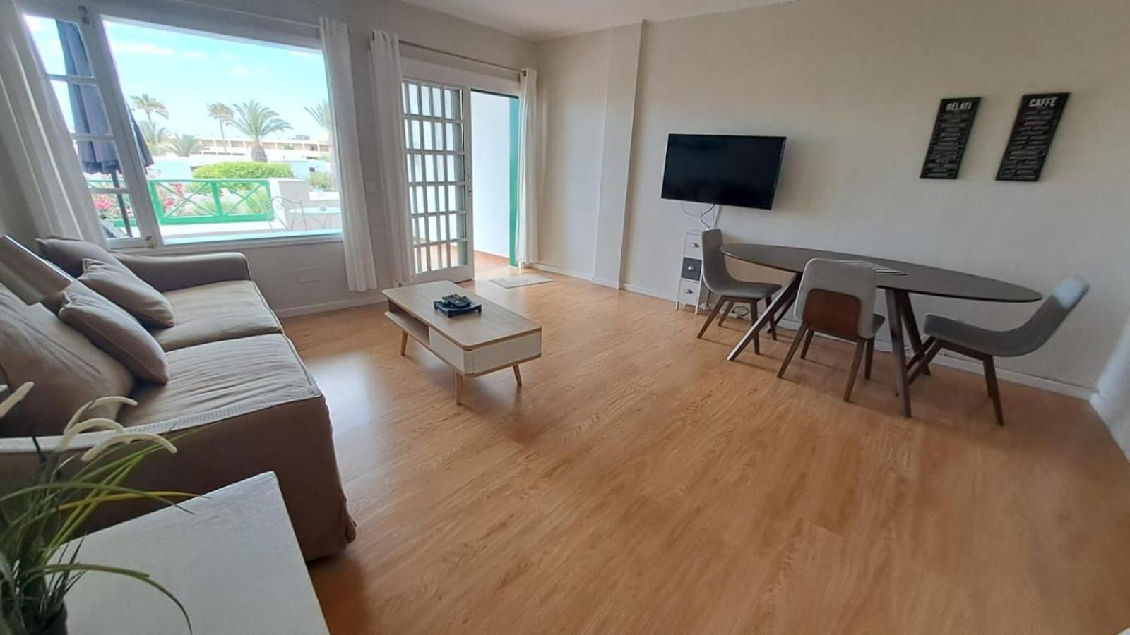 קוסטה טגוויסה Precioso Apartamento En Playa Bastian מראה חיצוני תמונה